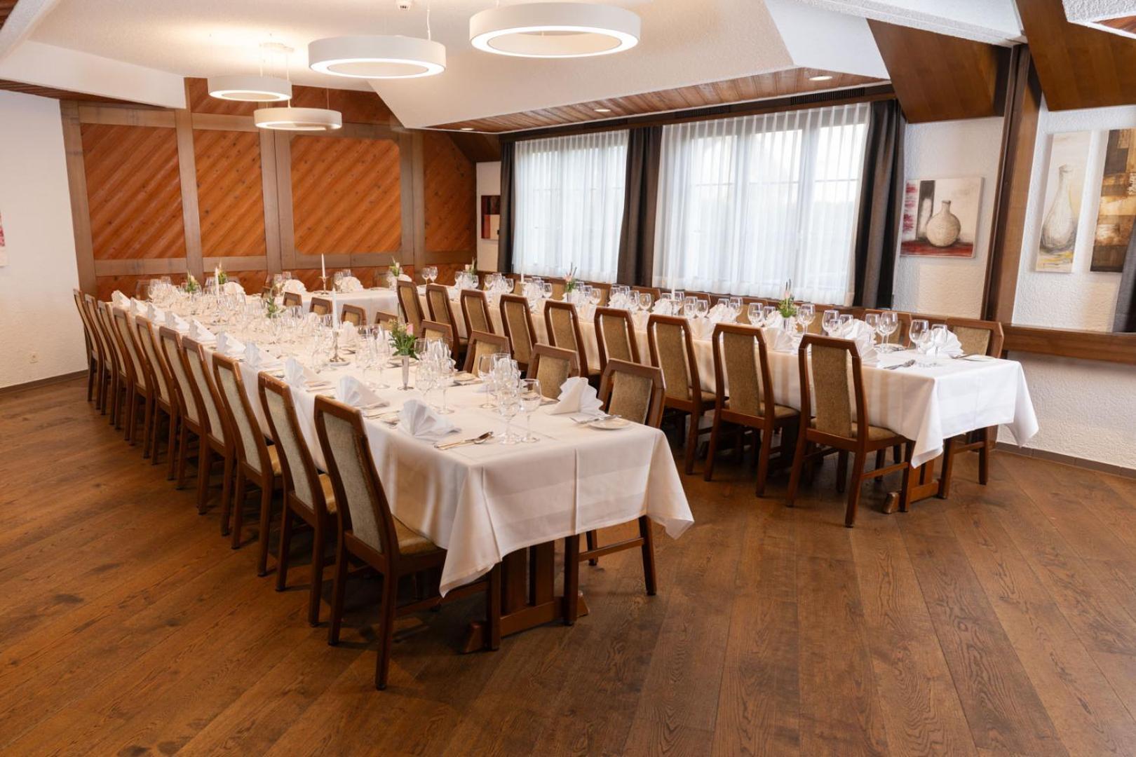 Hotel Restaurant Kreuz Kaiserstuhl Kültér fotó