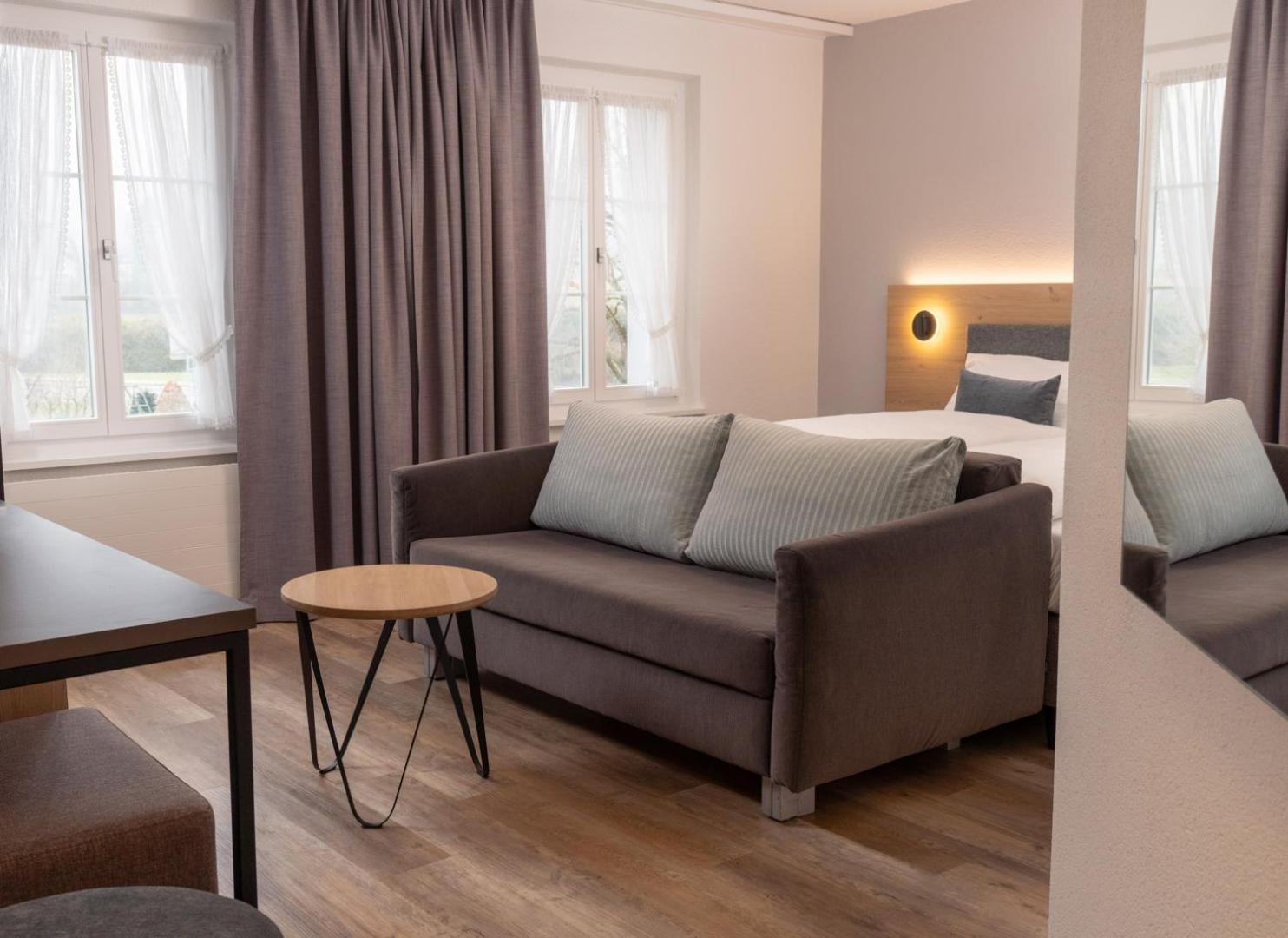 Hotel Restaurant Kreuz Kaiserstuhl Kültér fotó