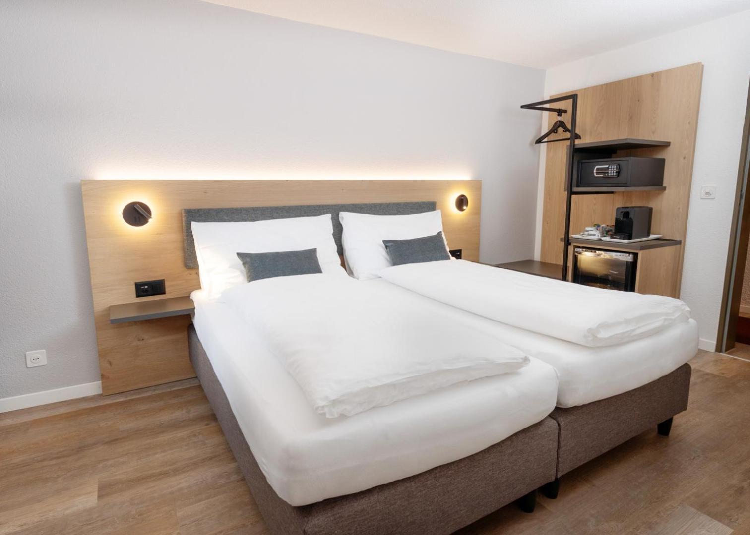 Hotel Restaurant Kreuz Kaiserstuhl Kültér fotó